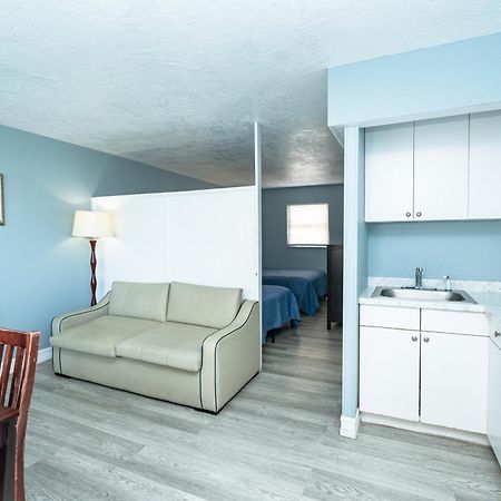 Sunrise Resort Motel South Clearwater Beach Exterior photo