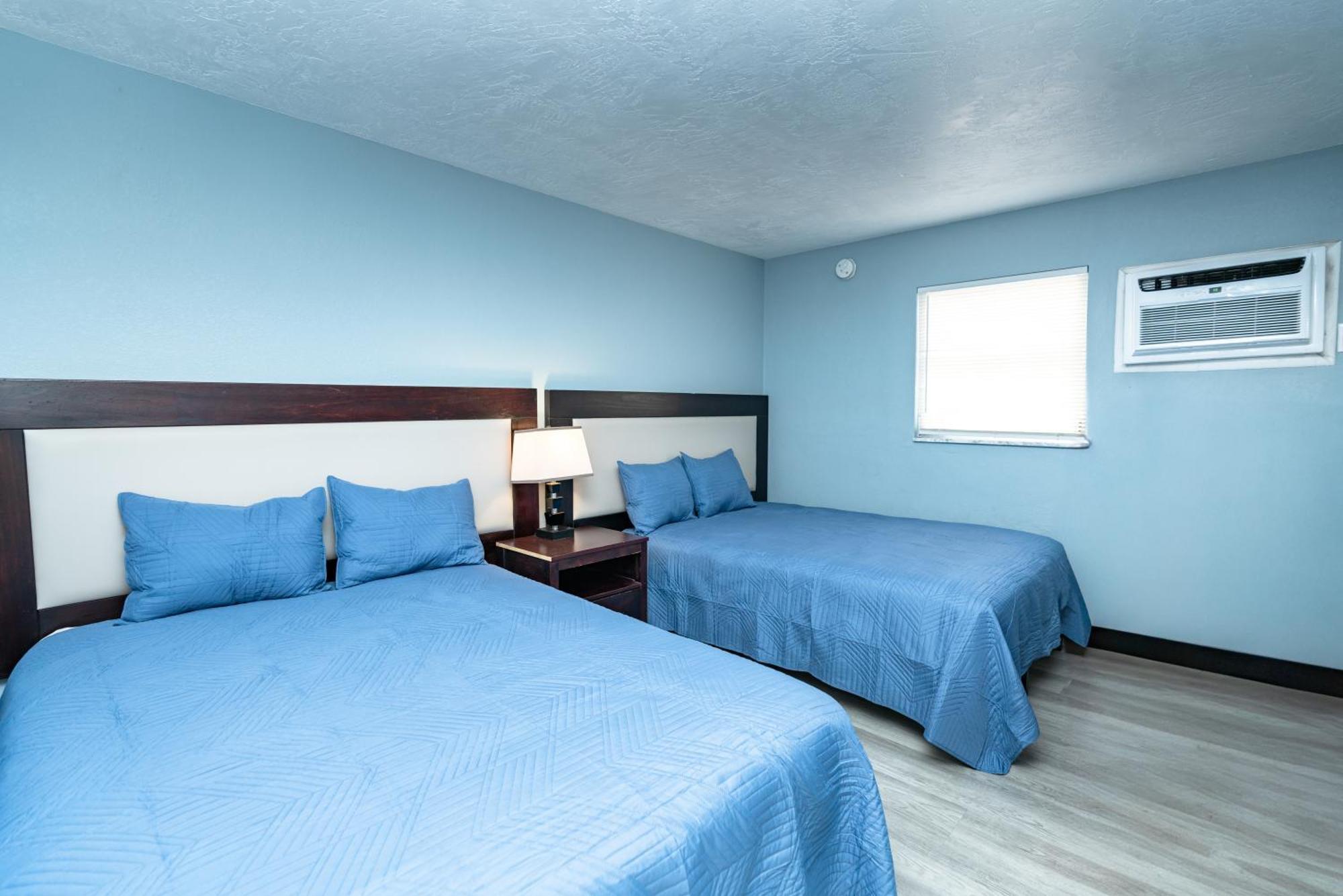 Sunrise Resort Motel South Clearwater Beach Exterior photo